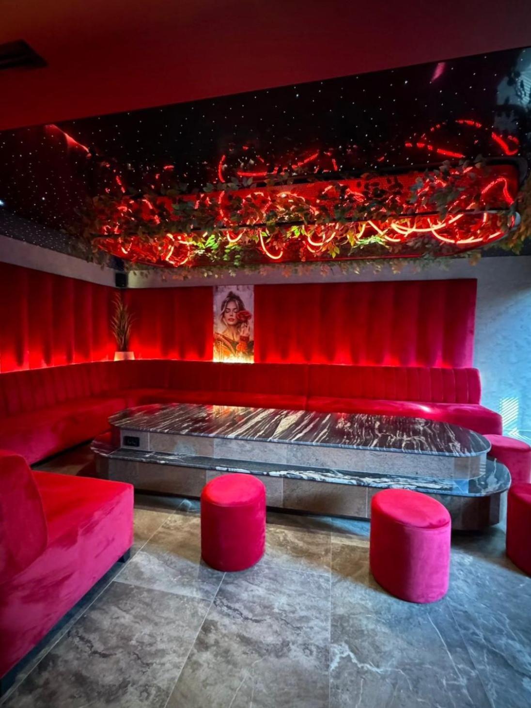 Motel Villa Princi Kosovo Polje Экстерьер фото