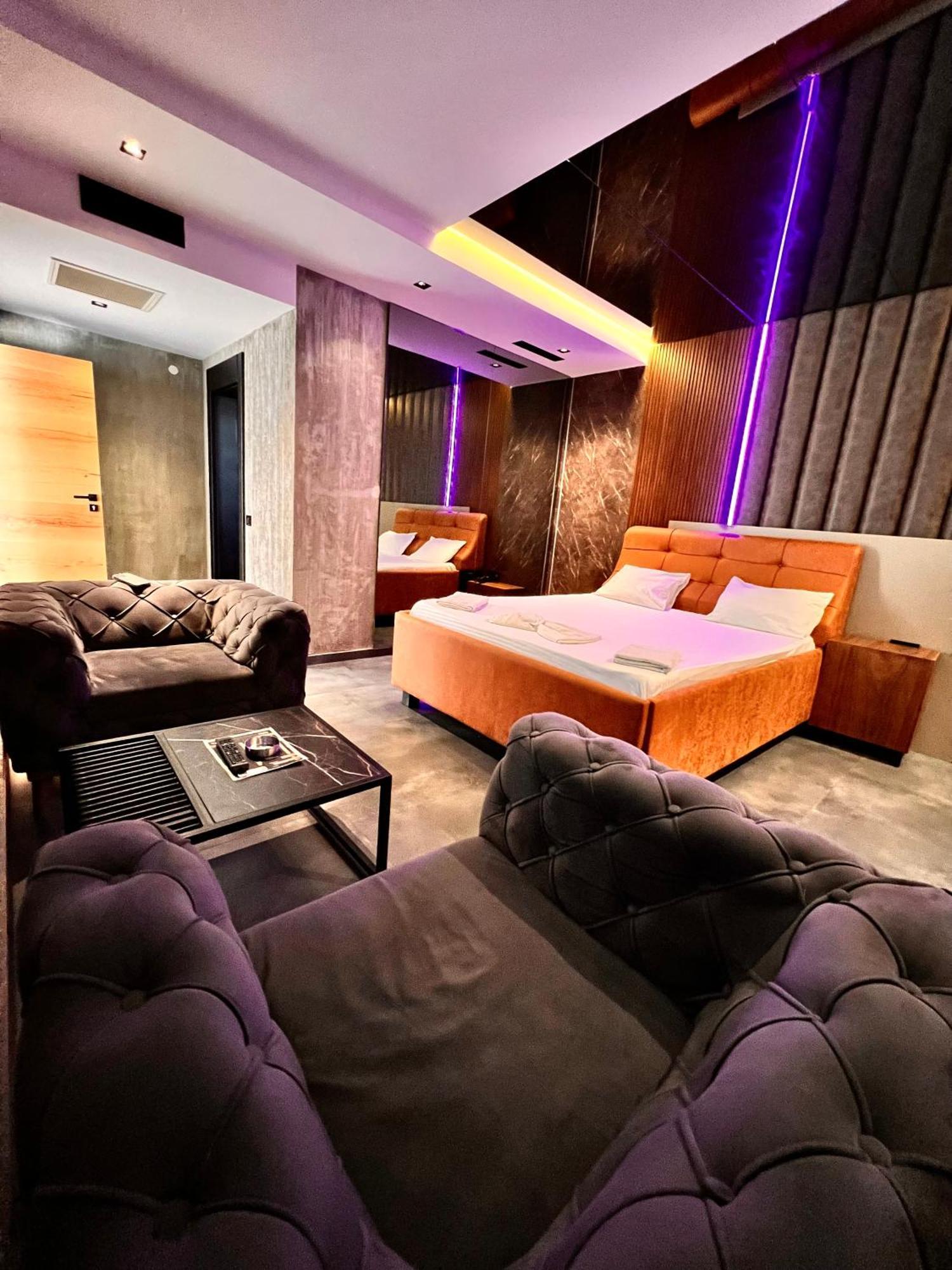 Motel Villa Princi Kosovo Polje Экстерьер фото